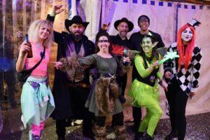 Stimmungsvoller Fasnachts-Auftakt mit dem „Füürball“ in Obfelden
